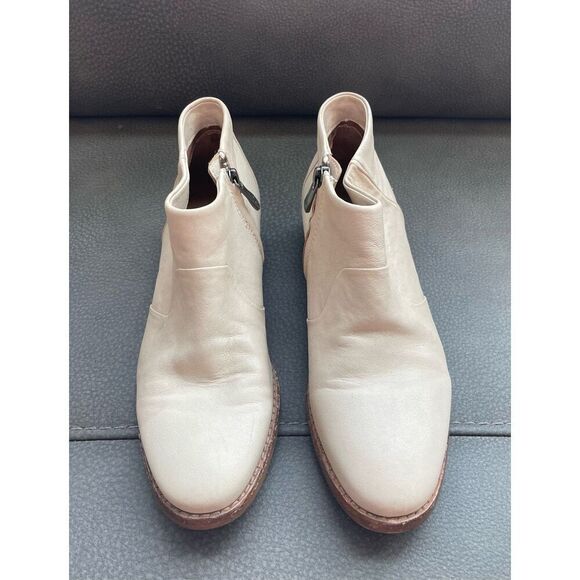 Patricia Nash Carla Women Shoes Ankle Bootie Bone Leather - Picture 2 of 7